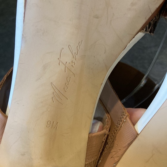 Women’s Marc Fisher Stacie tan brown leather stiletto heel sandals shoes size 9 - Picture 9 of 10